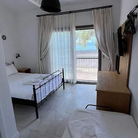 Akkum לינה וארוחת בוקר 3*