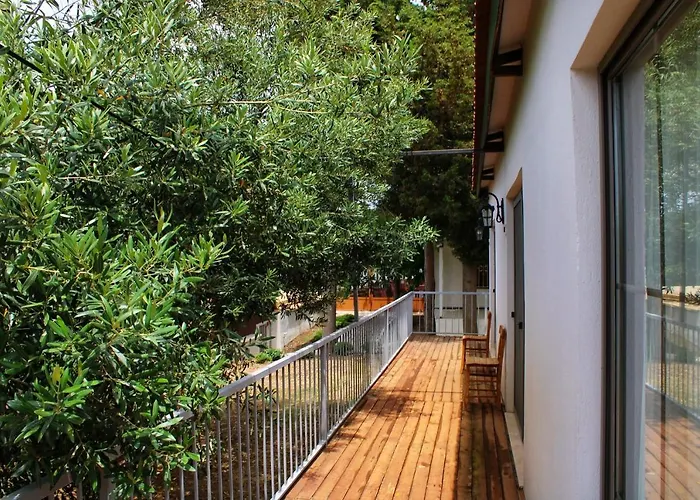 住宿加早餐酒店 Akkum