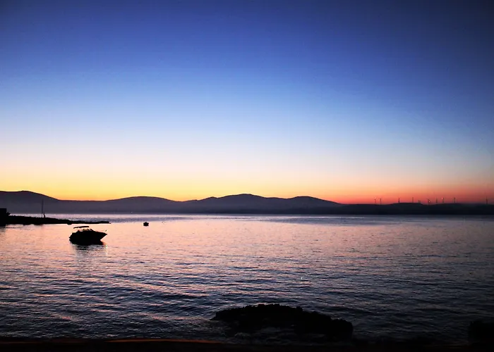 住宿加早餐酒店 Akkum 塞费里希萨尔