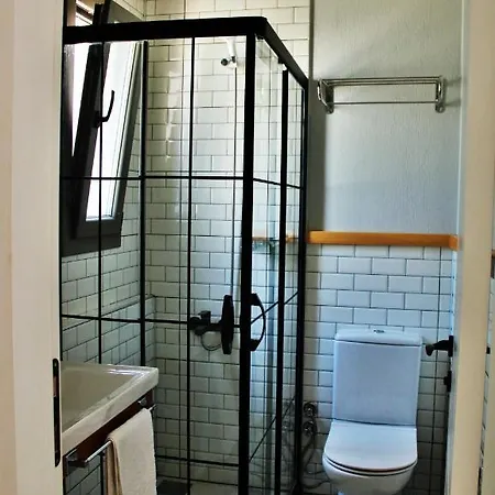 Alojamento de Acomodação e Pequeno-almoço Akkum 3*