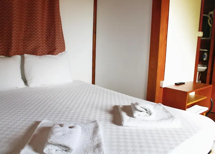 Bed & Breakfast Akkum 3*